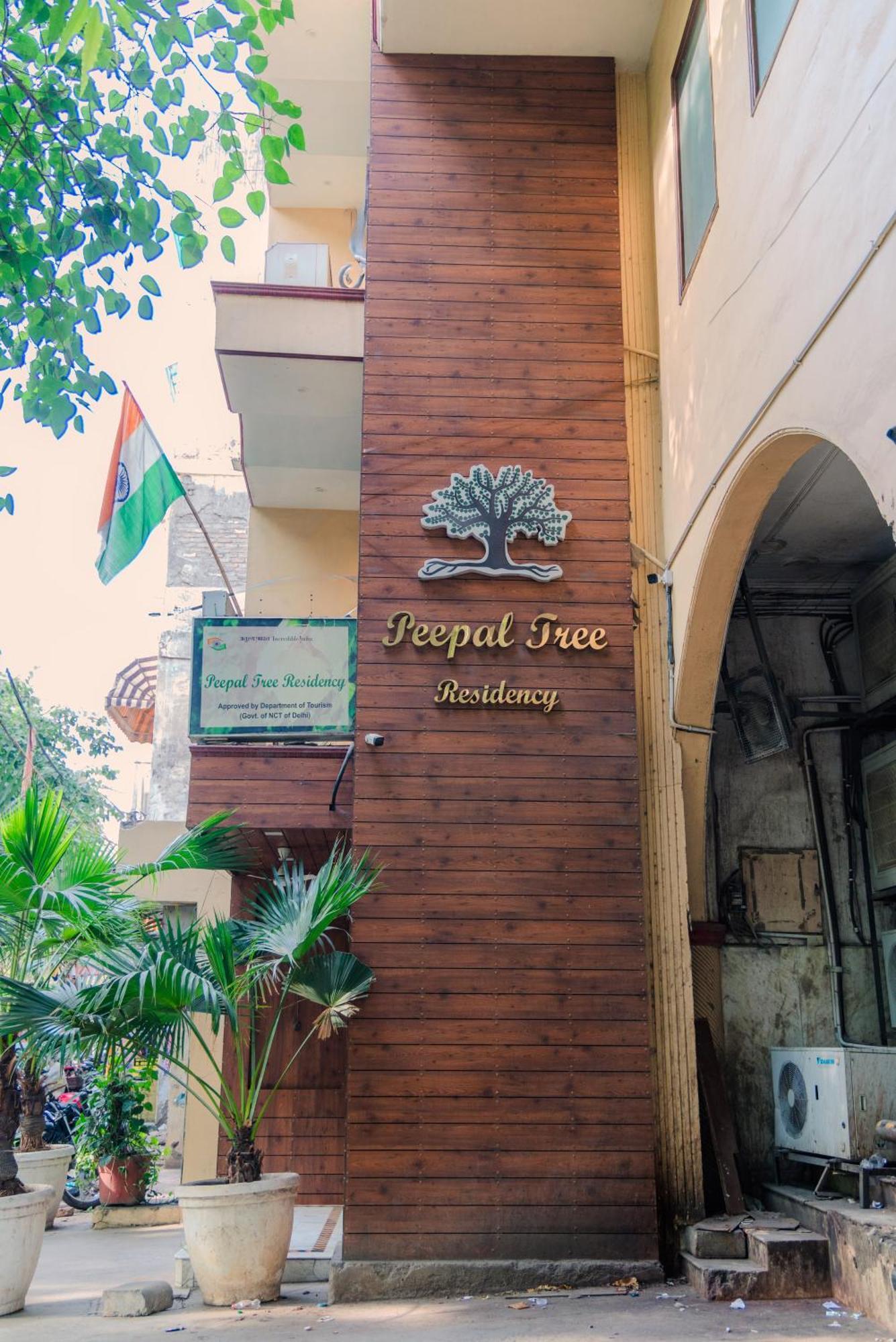 Bed & Breakfast Peepal Tree Residency Near Max Hospital Saket New Delhi
