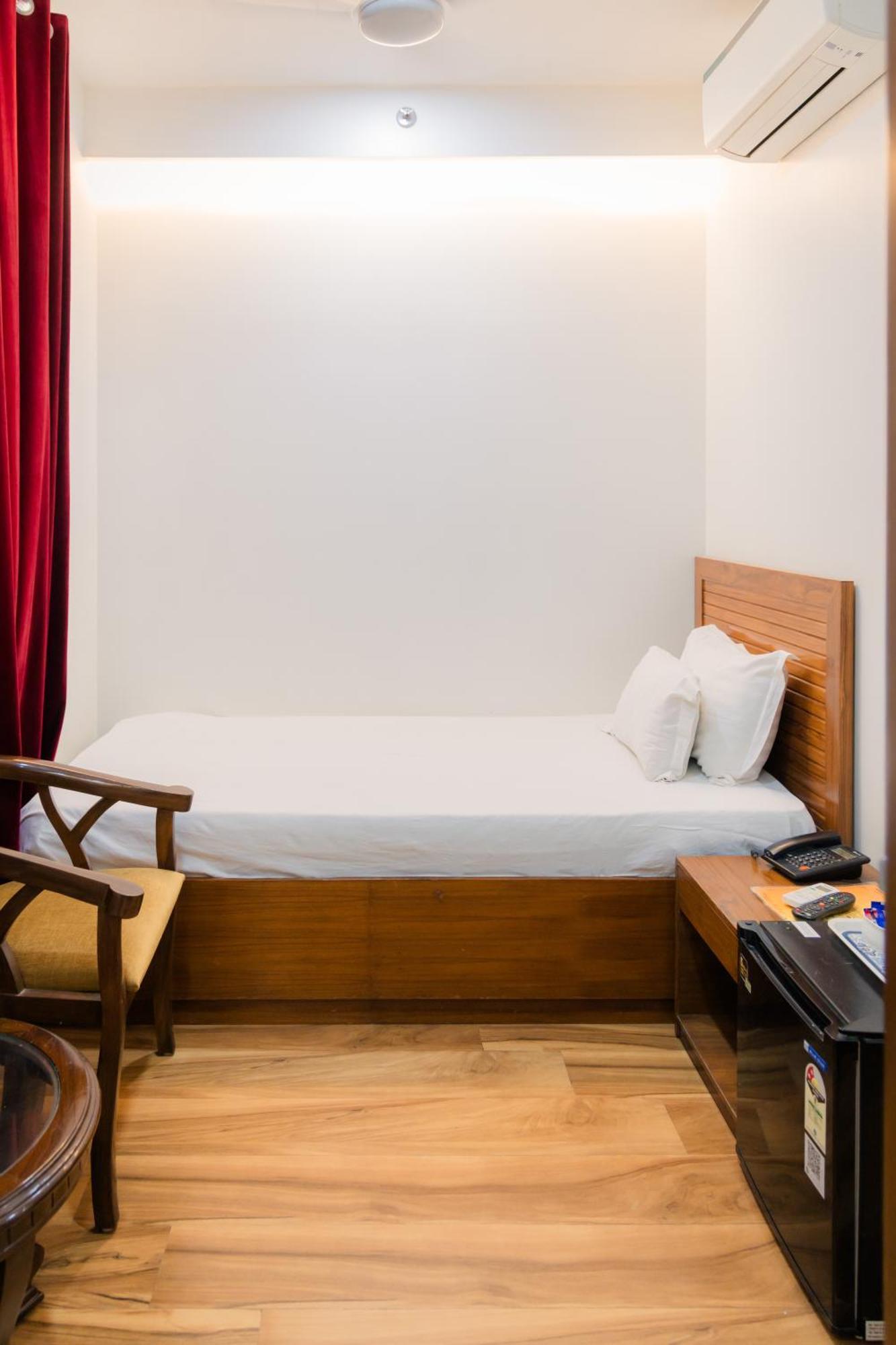 Peepal Tree Residency Near Max Hospital Saket