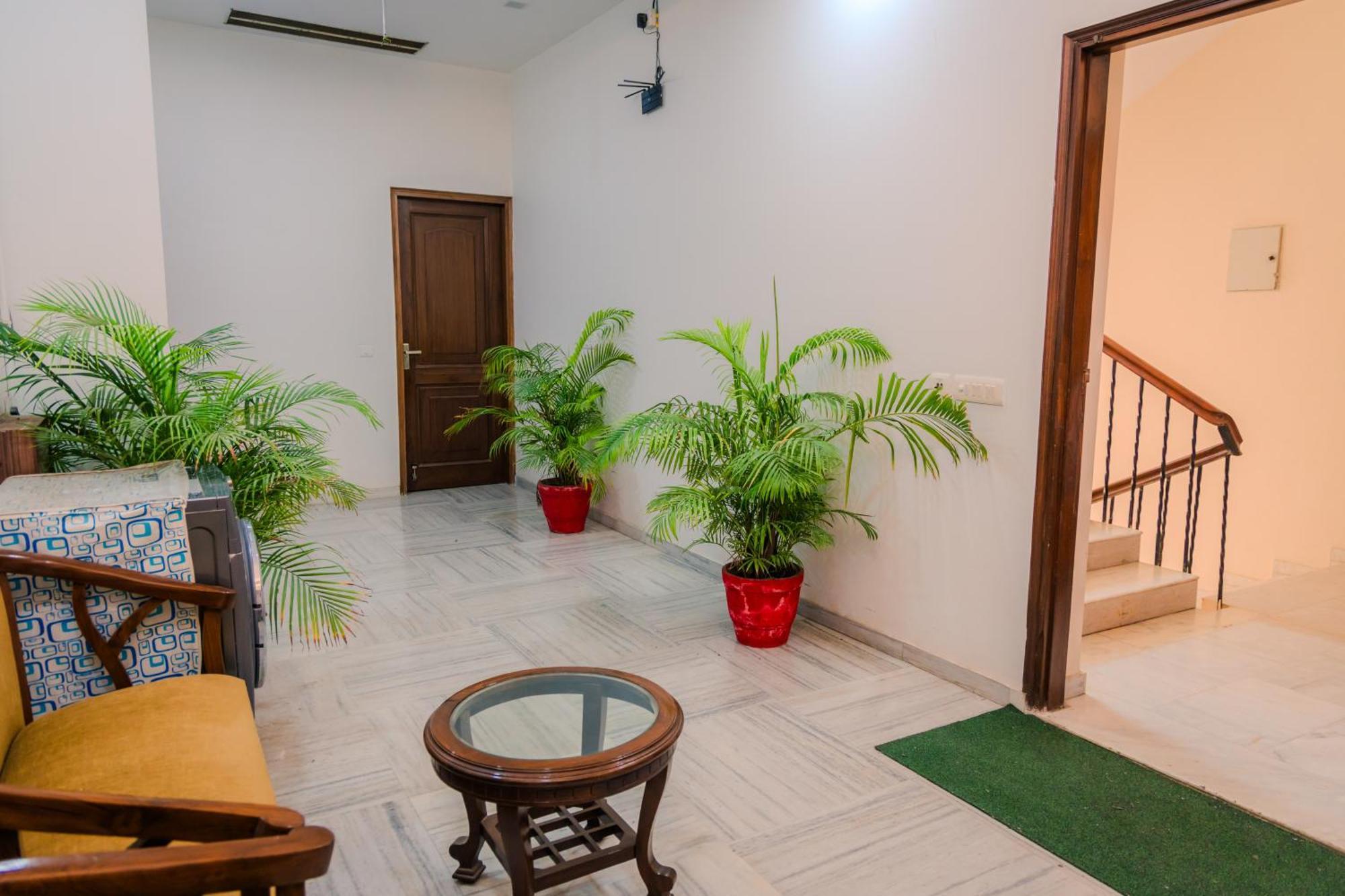 Peepal Tree Residency Near Max Hospital Saket * New Delhi